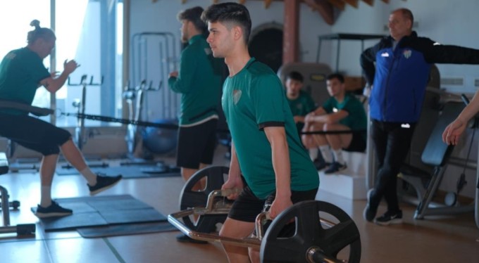 Bursaspor salonda çalıştı