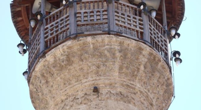 Fransız top mermisinin yıkmadığı cami, depremde yıkıldı