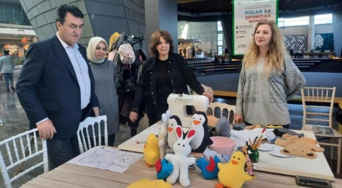 Osmangazi'den polar ile oyuncak yapma atölyesi! Depremzede çocukların yüreklerini ısıtacak
