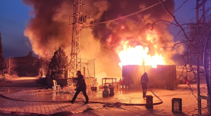 Bursa itfaiyesi gece gündüz iş başında