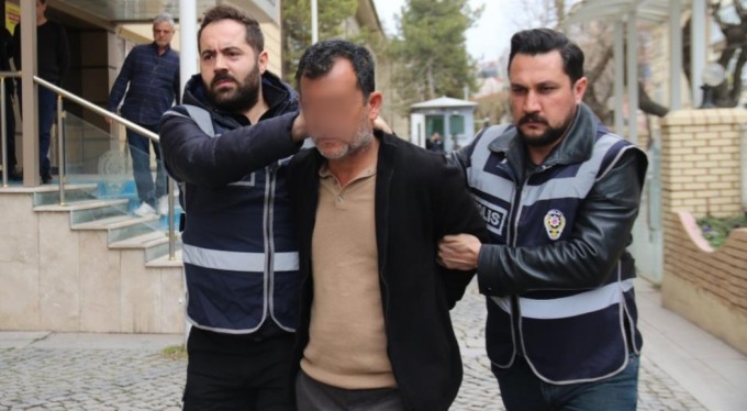Bursa'da biri polis memuru 3 kişiyi öldürmüştü! O şüpheli yatak altında yakalandı