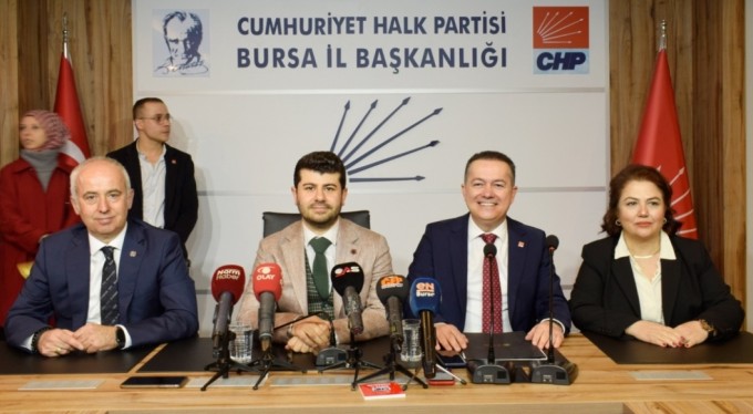İş insanı Aytuğ Onur, CHP Bursa'dan milletvekili aday adaylığını açıkladı