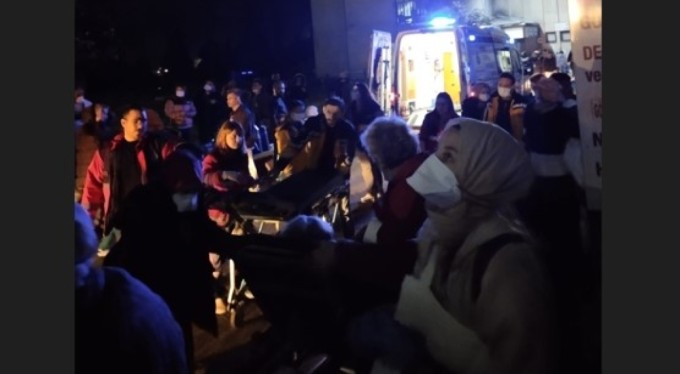 Hastanede yangın! Hastalar tahliye edildi