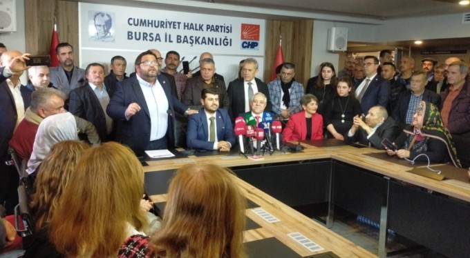 CHP Bursa Milletvekili aday adayı Kıvanç Atmaca partililerle buluştu