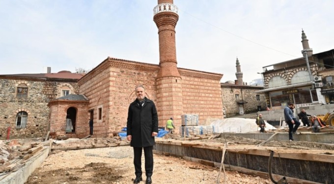 Bursa'nın kalbinde geri sayım başladı! Hanlar Bölgesi'nde hedef nisan sonu...