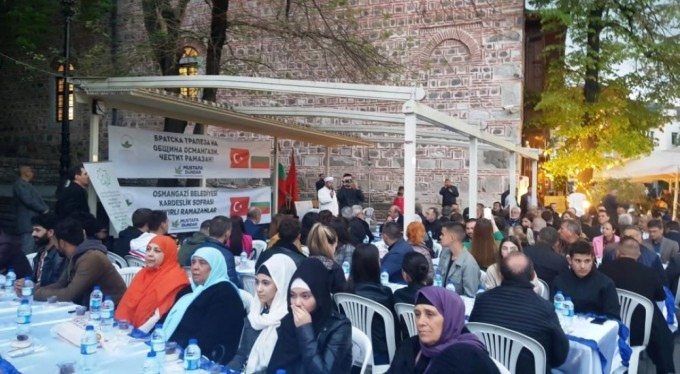 Osmangazi'den Filibe'de kardeşlik iftarı