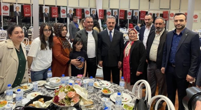 MHP Bursa'daki depremzedelerle iftar sofrasında buluştu