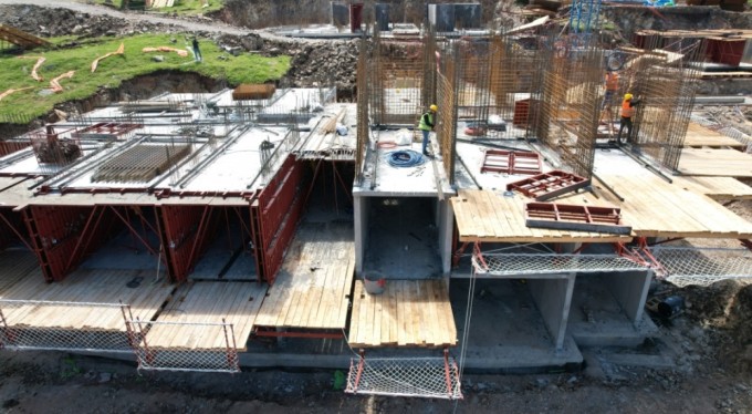 Depremzedelerin konutları yükseliyor