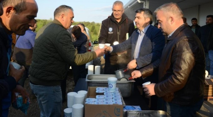 Başkan Oktay Yılmaz, işçilerle buluştu