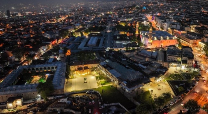 Bursa'nın kalbinde tarihi dönüşüm! 65 yıl sonra ilk Cuma