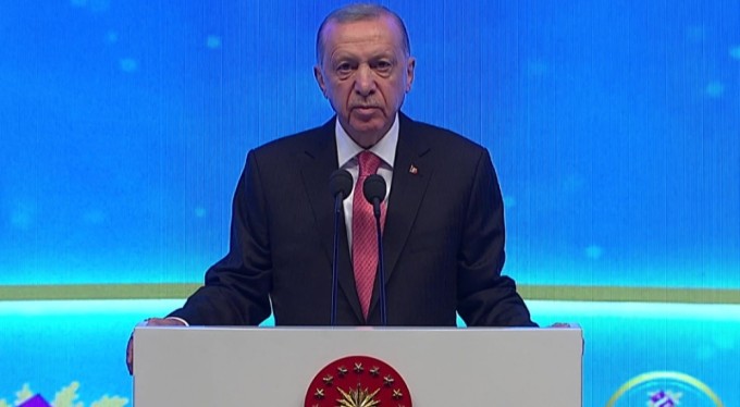 Cumhurbaşkanı Erdoğan'dan yeni anayasa mesajı