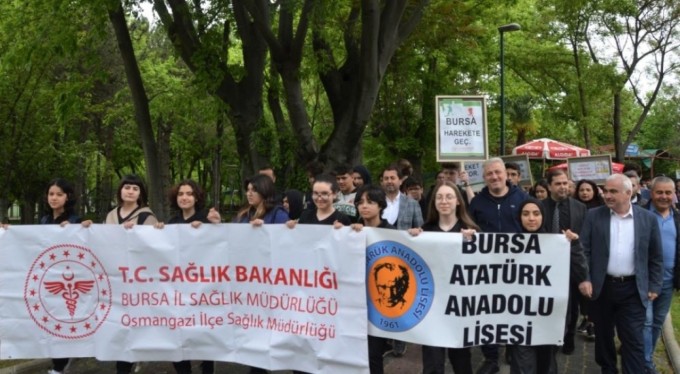 Bursa İl Sağlık Müdürlüğü'nden yürüyüş etkinliği