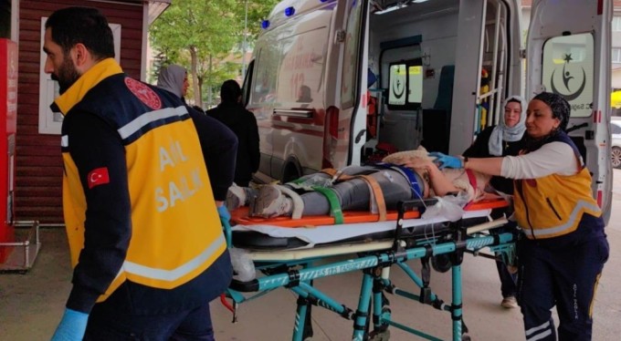 Bursa'da 3 kişilik aile ölümden döndü