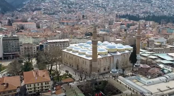 AK Parti'nin Bursa klibi Twitter'da gündem oldu