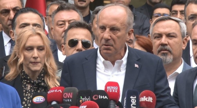 Muharrem İnce'nin adaylıktan çekilme dilekçesi YSK'ya teslim edildi