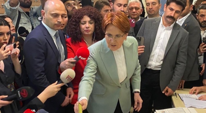 İYİ Parti Genel Başkanı Akşener, oyunu İstanbul'da kullandı