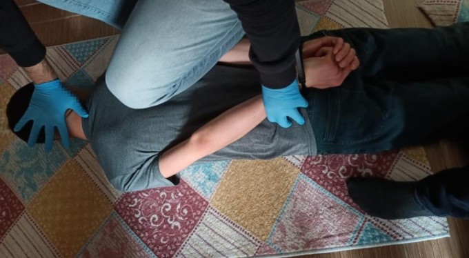 PKK/KCK terör örgütüne yönelik slogan atan şahıslara operasyon!