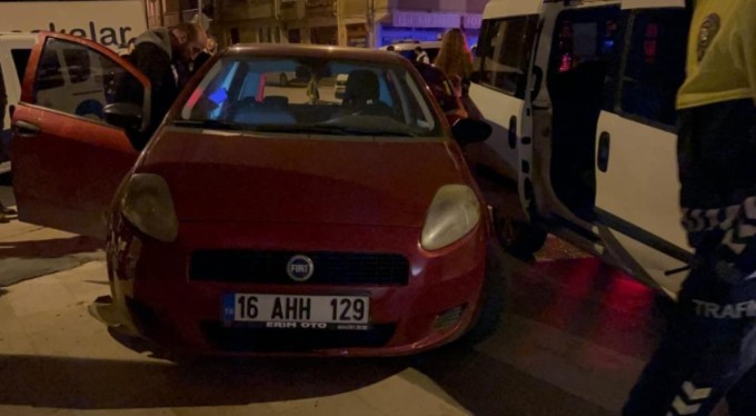 Bursa'da polisten kaçan sürücü nefes kesen kovalamaca ile yakalandı!