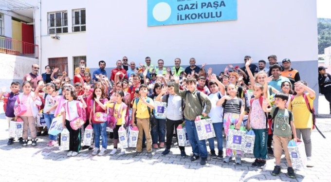 Depremzede çocuklara Bursa morali