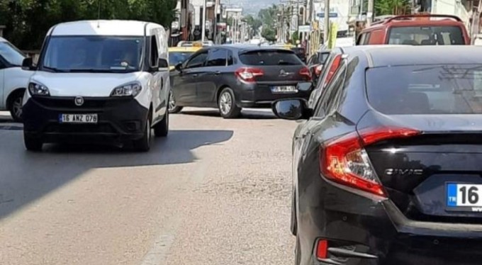 Eski Gemlik Yolu tek yön olmalı