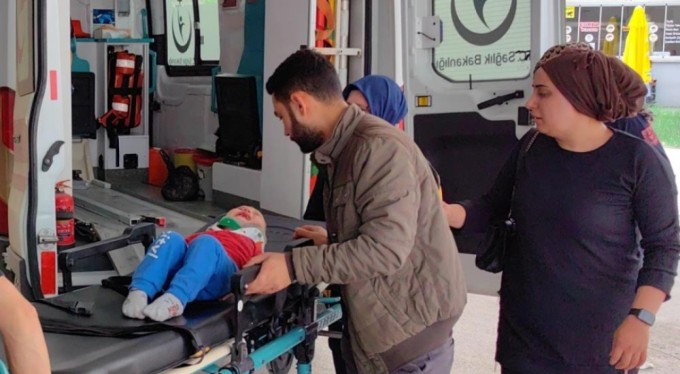 İhmalin böylesi! 1 yaşındaki bebek pencereden düştü