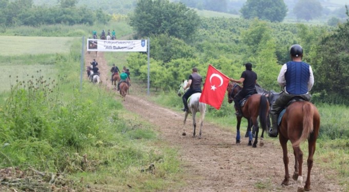 Evliya Çelebi Yolu 350 yıl sonra atlarla yeniden keşfedildi!