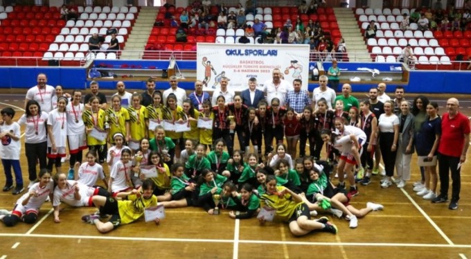 Küçükler Basketbol Türkiye Şampiyonası sona erdi