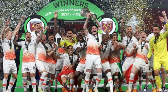 UEFA Avrupa Konferans Ligi şampiyonu West Ham United