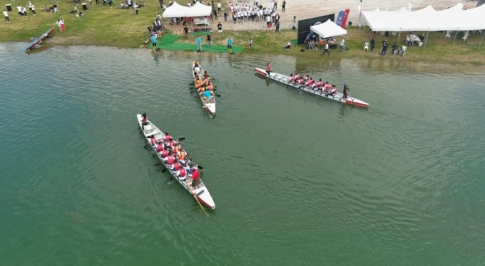 Bursa'da Dragon Bot yarışları nefesleri kesti.