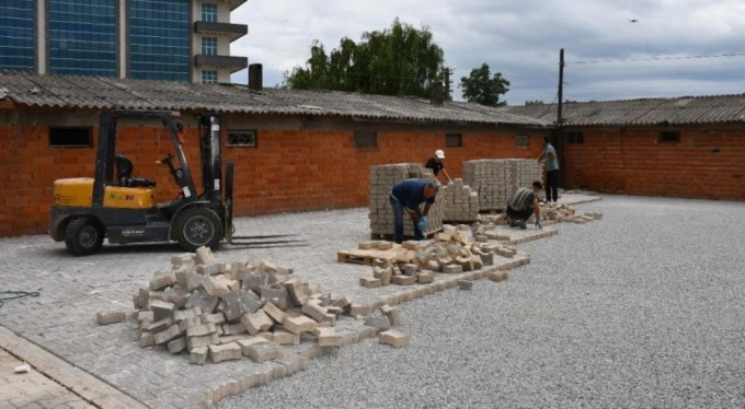 İznik parke taşlarla güzelleşiyor