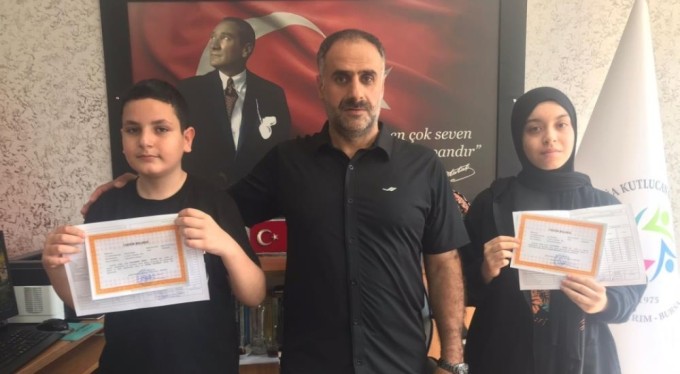 Bursa'daki depremzede öğrencilerin takdir başarısı