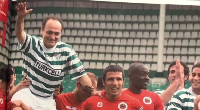 Bursaspor'un efsane ismi Vahit Doğan hayatını kaybetti