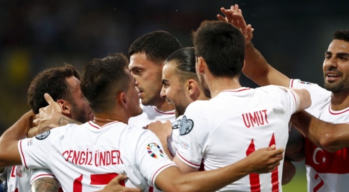 Milli Takım Letonya'yı 90+5'te yıktı! Grupta liderliğe yükseldik