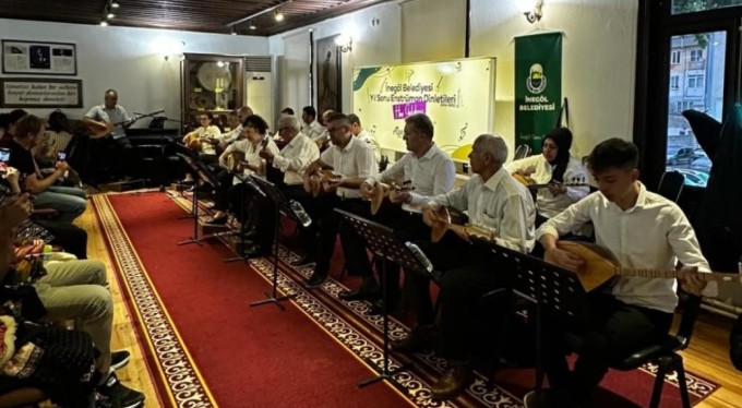 Enstrüman kursiyerlerinden muhteşem final