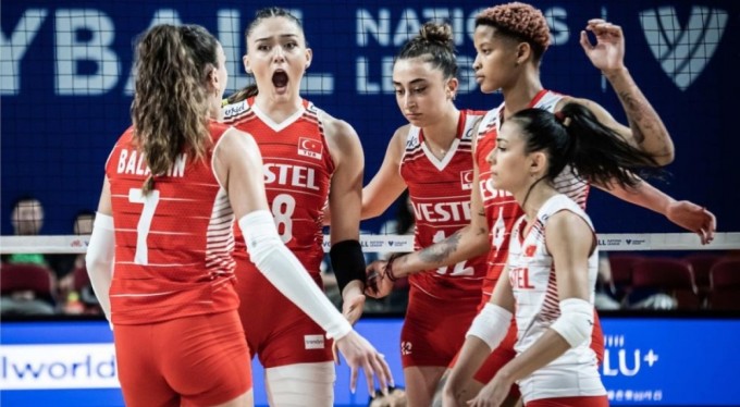 A Milli Kadın Voleybol Takımı, Dominik Cumhuriyeti'ni 3-1 mağlup etti