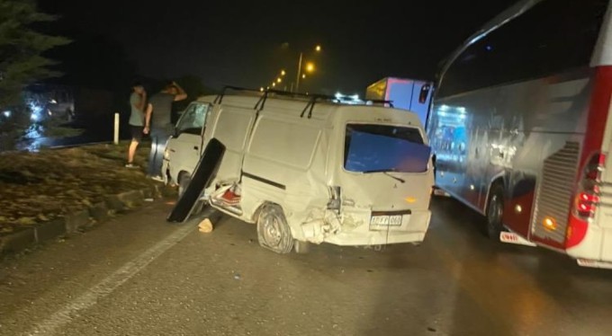 Bursa'da peş peşe trafik kazası! Çok sayıda yaralı var