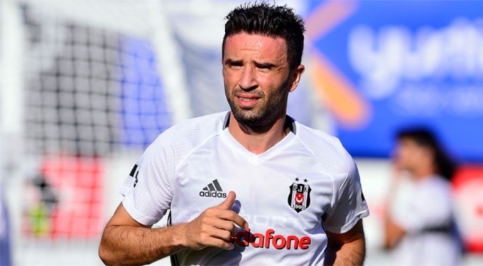 Gökhan Gönül futbolculuk kariyerini sonlandırdı