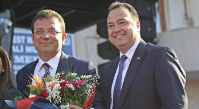 CHP'li belediye başkanından 'değişim' çağrısı: 'Herkes oturduğu koltuğun sevdasında'