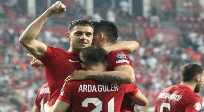 A Milli Takım, FIFA sıralamasında 2 basamak yükseldi