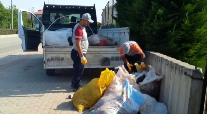 İnegöl Belediyesi 300 ton kurban atığı topladı