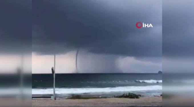 Meksika'da su hortumu