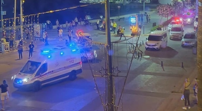 Bursa'da sözlü münakaşa bıçaklı kavgaya dönüştü! Kan aktı