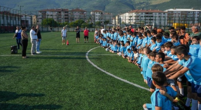 Gemlik Belediyespor yaz okulları yoğun katılımla başladı