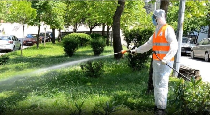 Yıldırım'da ilaçlama çalışmaları devam ediyor