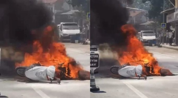 Bursa'da kuryenin motosikleti sipariş götürürken alevler içinde kaldı!