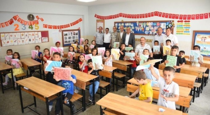 Yenişehir'de bütün okullar boyanacak