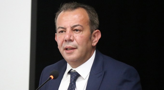 Tanju Özcan ''sizi yenecek biri çıkmazsa ben aday olarak çıkmaya hazırım, korkmayın"