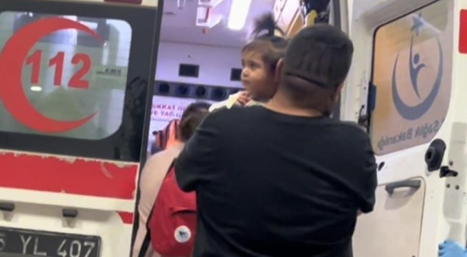 Bursa'da ihmalsizlik ucuz atlatıldı! Elektrik akımına kapılan bebek...