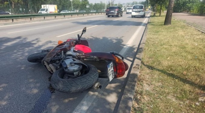 Bursa'da ağaca çarpan motosiklet sürücüsü hayatını kaybetti!