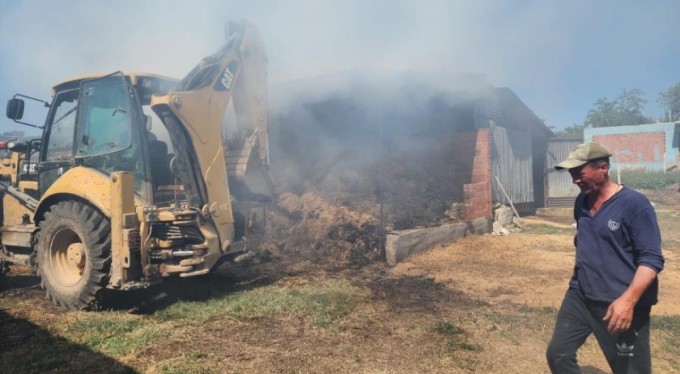 Bursa'da küle dönen ahırda hayvanlar telef oldu